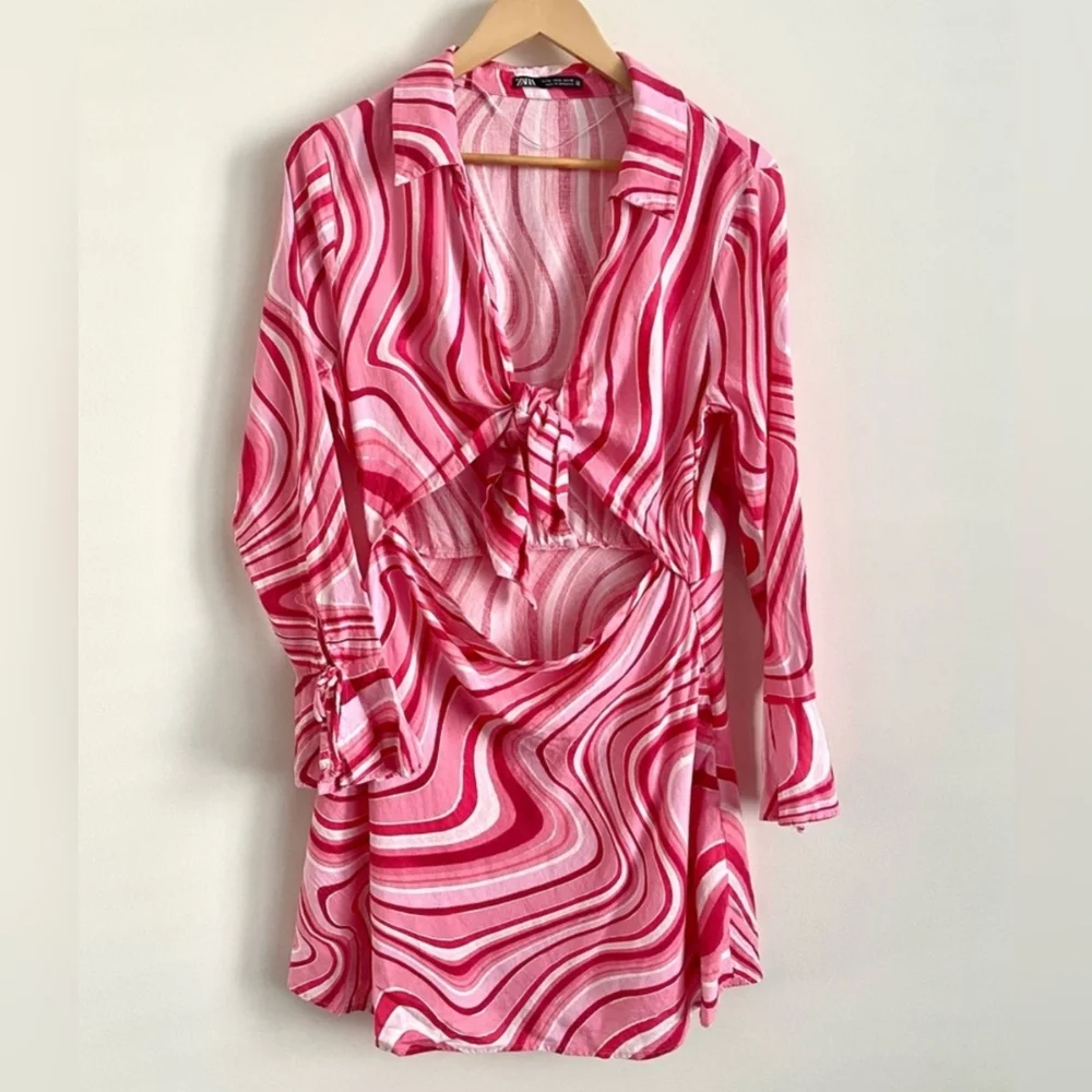 Zara Barbie Linen Blend Cut Out Psychedelic Print - Picture 8 of 11